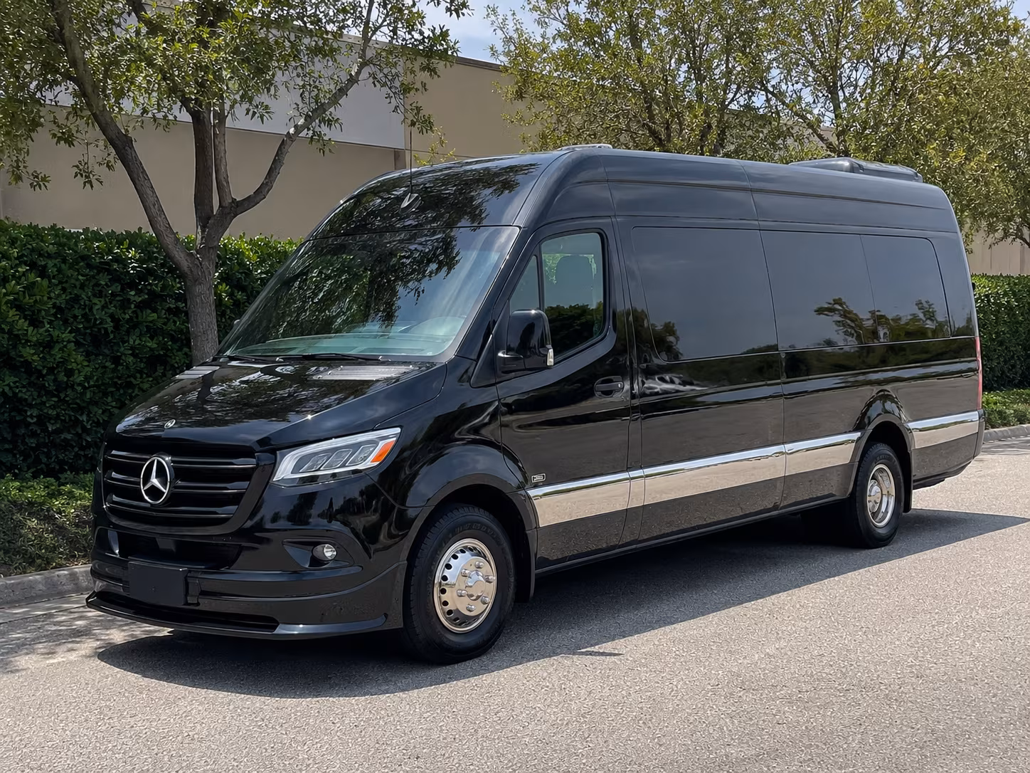 find the perfect transportation for your next prom 3