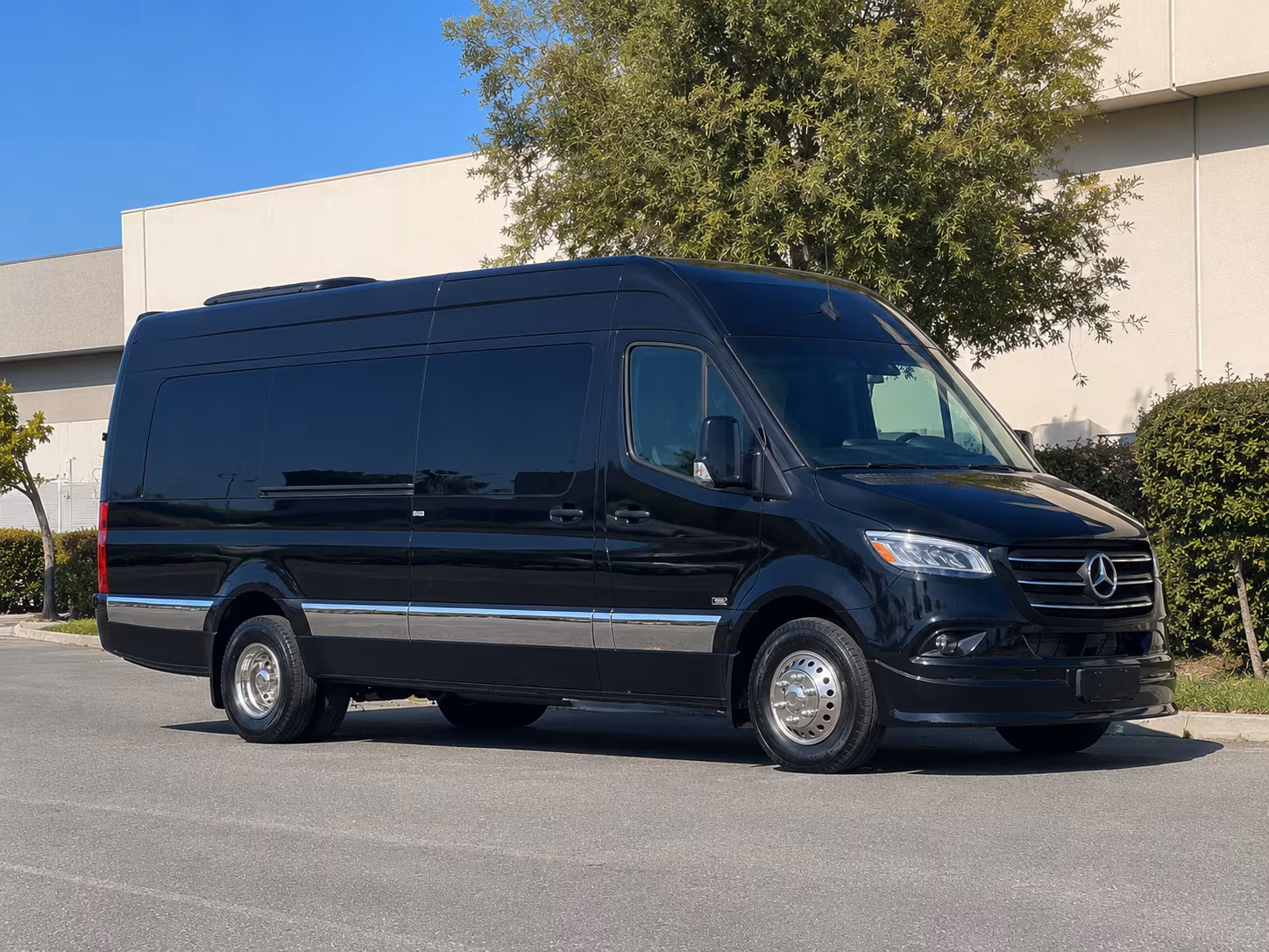 find the perfect transportation for your next wine tour 4